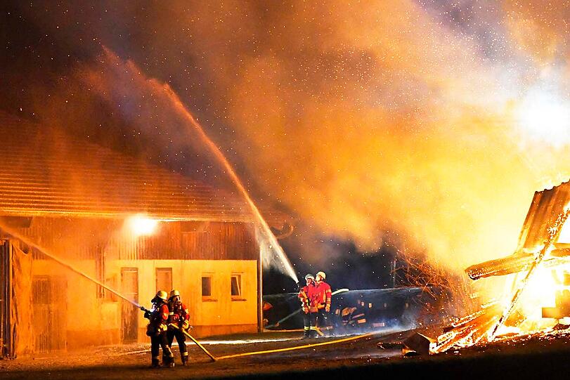 Bilder vom Großeinsatz der Feuerwehr in Aying.