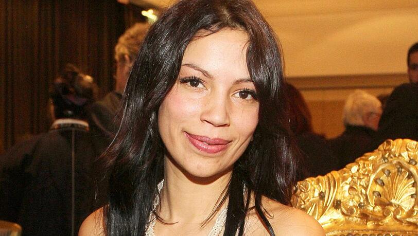 Gisele Oppermann wurde 2008 als "Heulsuse" der Nation verspottet. Elf Jahre später traute sie sich trotzdem ins Dschungelcamp, wo die Zuschauer sie in neun Prüfungen wählten.