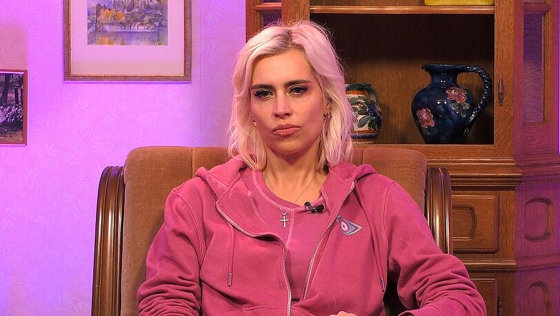 Verena Kerth nahm selbst bei "Promi Big Brother" teil Verena Kerth nahm selbst bei "Promi Big Brother" teil