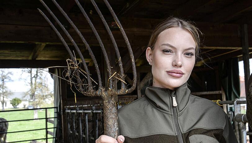 Landwirtin statt Model: Cheyenne Ochsenknecht hat ihr Leben für den eigenen Hof umgekrempelt. Landwirtin statt Model: Cheyenne Ochsenknecht hat ihr Leben für den eigenen Hof umgekrempelt.