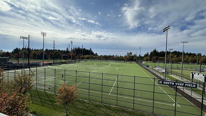 Auf diesem Trainingsplatz kickt die Jugend der Vancouver Whitecaps. Auf diesem Trainingsplatz kickt die Jugend der Vancouver Whitecaps.