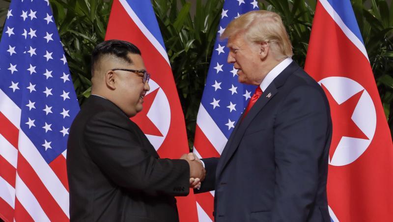Spektakuläres Treffen - bislang ohne echte Abrüstungsfortschritte: Kim Jong Un und US-Präsident Donald Trump im Juni 2018. Spektakuläres Treffen - bislang ohne echte Abrüstungsfortschritte: Kim Jong Un und US-Präsident Donald Trump im Juni 2018.
