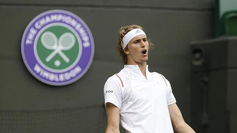 Will nach seinem Erstrunden-Desaster in Wimbledon einmal komplett abtauchen: Alexander Zverev.