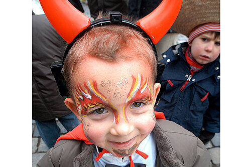Zu Fasching wird aus diesem Fratz ein kleiner Teufel.