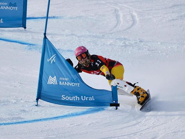 Holt sich im russischen Bannoye im Parallel-Riesenslalom den Sieg: Ramona Hofmeister.