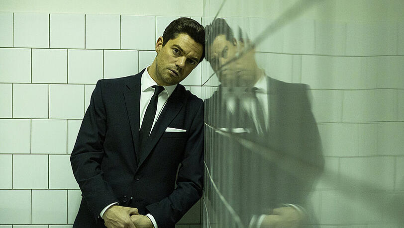 Gefährlicher Einsatz in Berlin: Dominic Cooper als britischer MI6-Agent Fielding Scott. Gefährlicher Einsatz in Berlin: Dominic Cooper als britischer MI6-Agent Fielding Scott.
