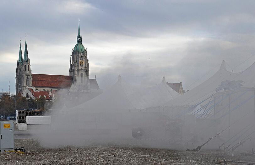 Die Rauchwolke zog ins Wohngebiet hinüber.