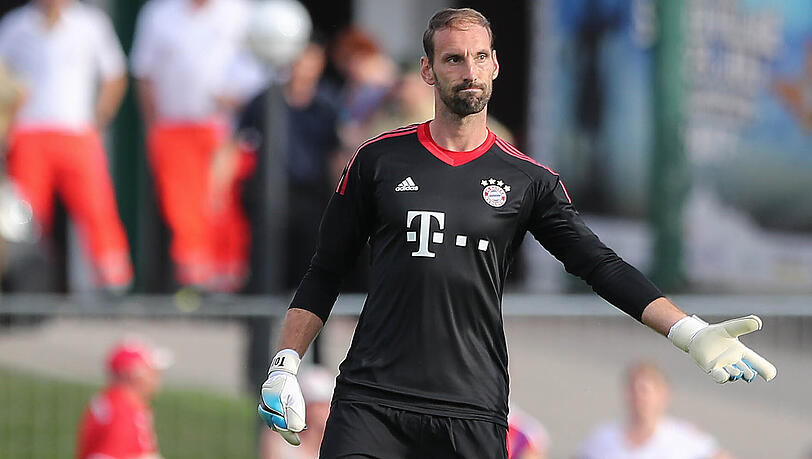 Tom Starke während des Testspiels des FC Bayern in Wolfratshausen (4:1). Tom Starke während des Testspiels des FC Bayern in Wolfratshausen (4:1).