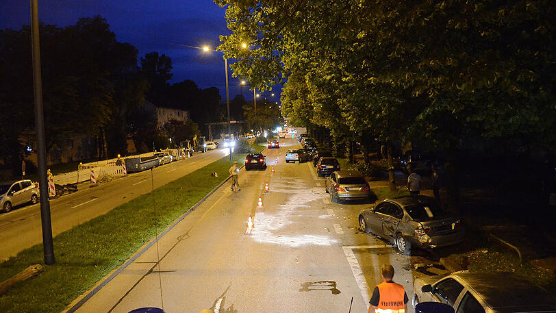 Schneise der Verwüstung: Die Ständlerstraße am Mittwochabend.