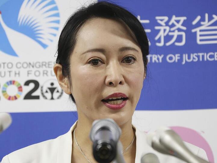 Masako Mori, Justizministerin von Japan, weist die scharfen Vorwürfe zurück.