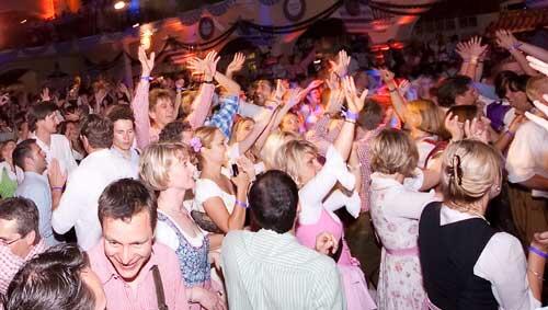 Das richtige Outfit zur Wiesn-Party Das richtige Outfit zur Wiesn-Party