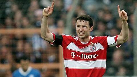 Hat sich als Kapitän durchgesetzt und wird es wohl auch diesmal schaffen: Mark van Bommel.