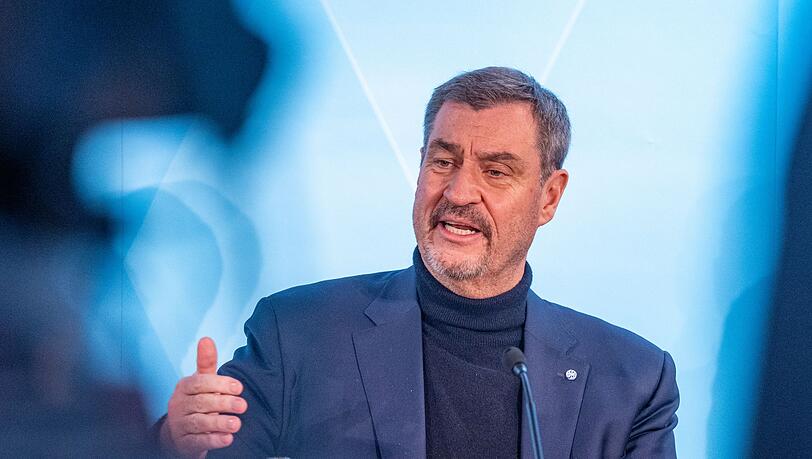 CSU-Chef Markus S&ouml;der kritisiert die Besch&auml;ftigungspraxis innerhalb der AfD. (Archivbild)