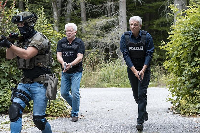 Ivo Batic (Miroslav Nemec) und Franz Leitmayr (Udo Wachtveitl) im Einsatz.