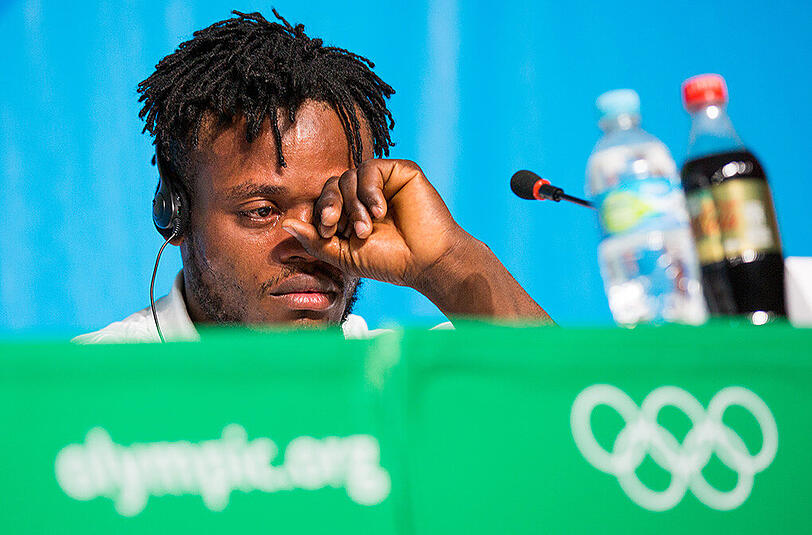 Der kongolesische Judoka Popole Misenga während der Pressekonferenz zum olympischen Flüchtlingsteam.