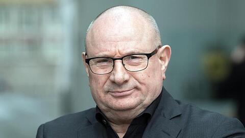 Im Streit über den Umgang mit dem chinesischen Netzwerkausstatter Huawei hat sich Telekom-Betriebsratschef Josef Bednarski für eine harte Gangart ausgesprochen.