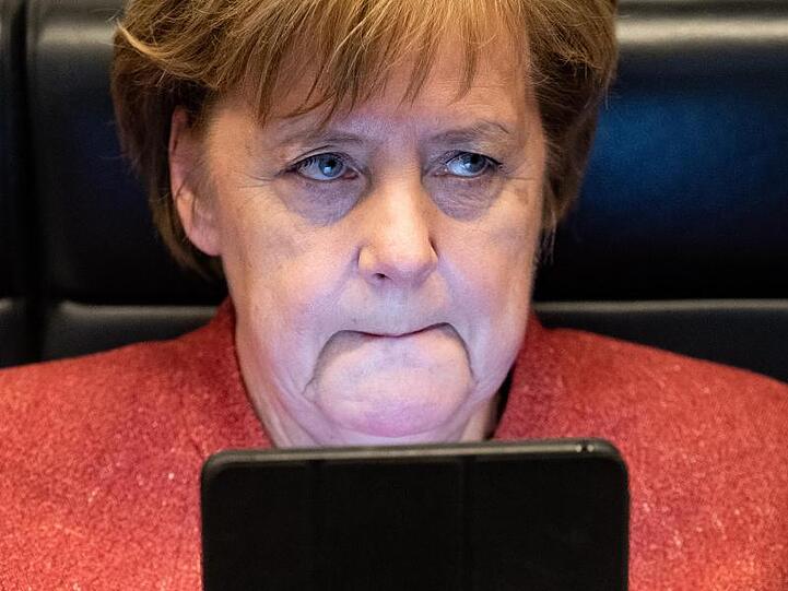 Kanzlerin Merkel: "Der Einzelne muss darauf achten, dass seine Daten vernünftig gepflegt und auch gesichert sind."