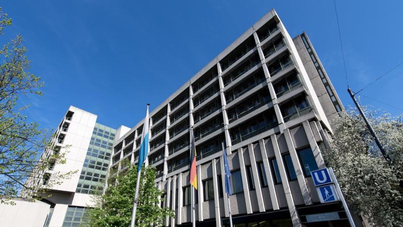 Das Gerichtsgebäude für das Amtsgericht, das Landgericht I und II, das Oberlandesgericht und die Staatsanwaltschaft.