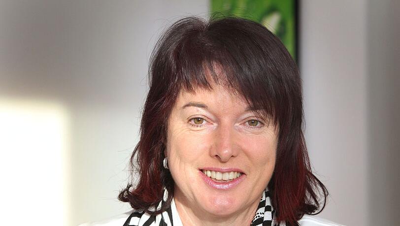 Die Ostallgäuer Landrätin Maria Rita Zinnecker (CSU), hier nach ihrer ersten gewonnen Wahl 2014, will nach zwei Amtszeiten aufhören und im Jahr 2026 nicht erneut kandidieren. (Archivbild)