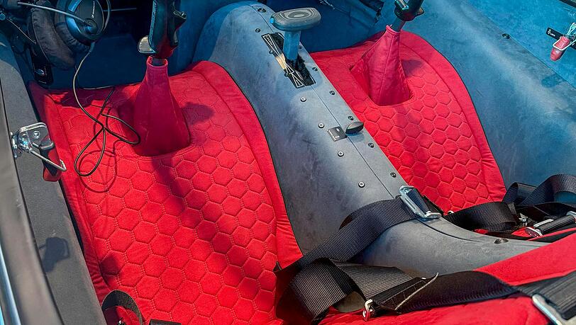 Ein Blick ins Innere des E-Fliegers. Ein Blick ins Innere des E-Fliegers.