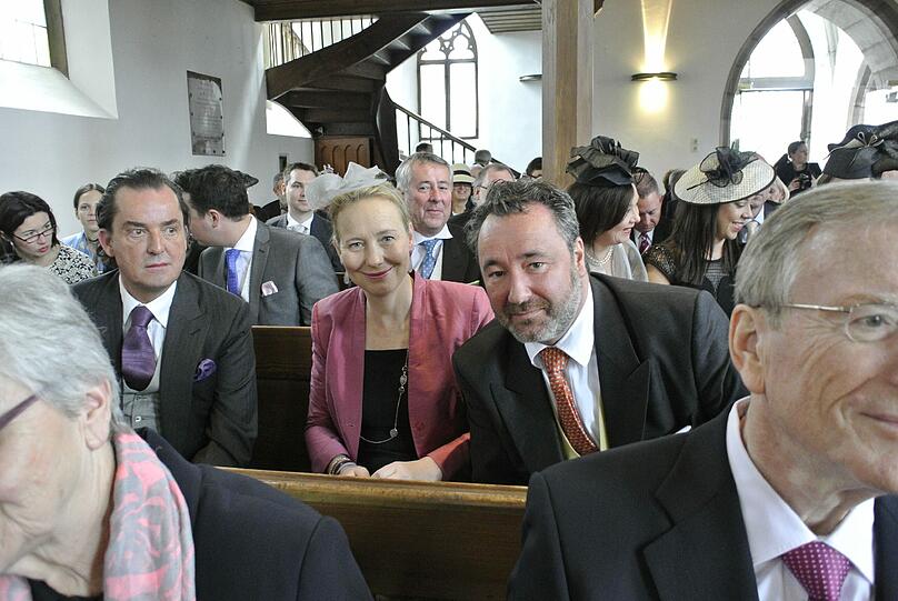 Sehe Sie hier weitere Bilder der Hochzeit von Anton Andreas Graf von Faber-Castell und seiner Kate.