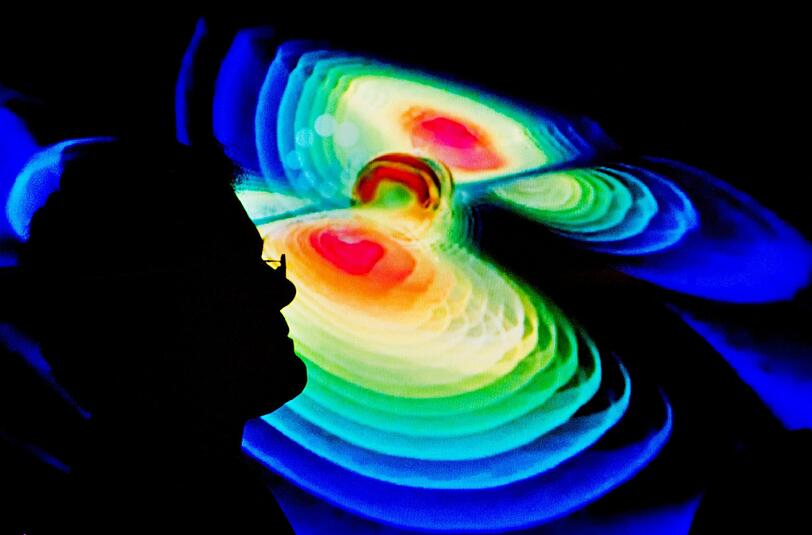 Weltraumforscher haben nach eigenen Angaben Gravitationswellen erstmals direkt nachgewiesen. Die Astrophysiker vom Ligo-Observatorium in den USA präsentierten ihre Entdeckung in Washington. Auch Wissenschaftler aus Deutschland waren an dem Projekt beteiligt.