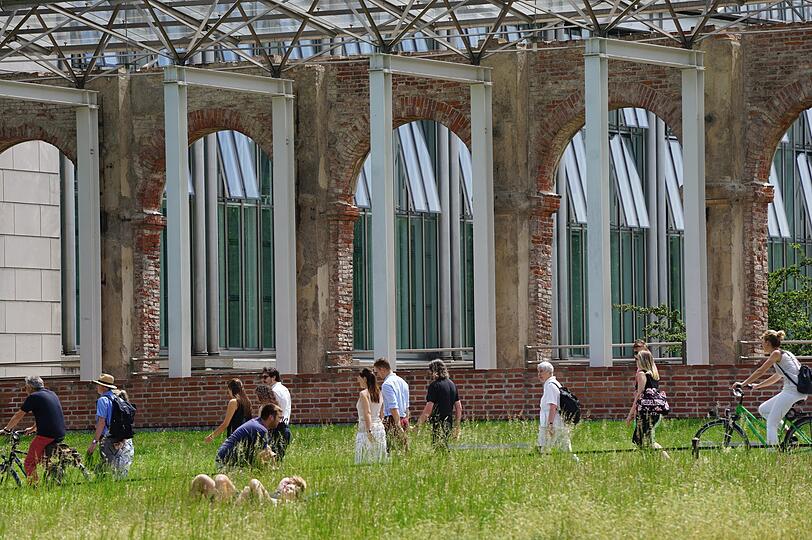 Auch im Hofgarten läßt sich die Sonne genießen...