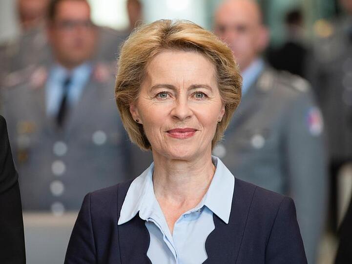 Ursula von der Leyen steht im Zentrum einer SPD-Kampagne gegen ihre Kandidatur als EU-Kommissionschefin.