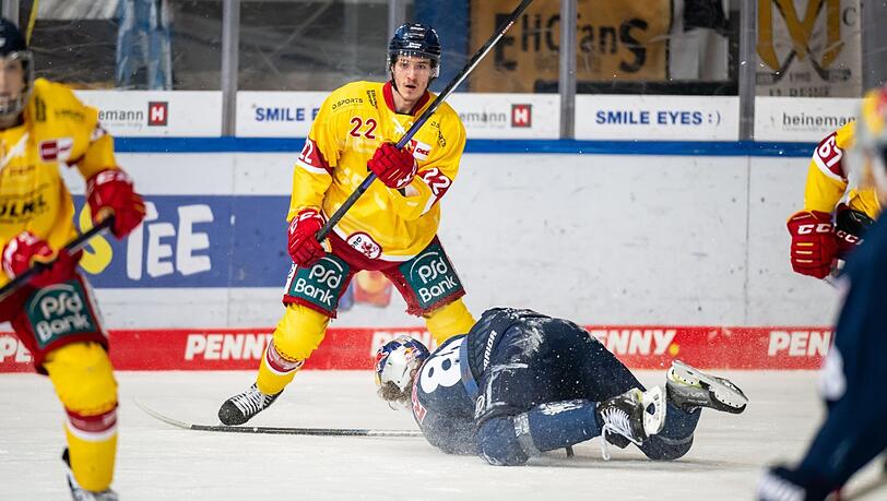 Sinnbild: Lutz (EHC) unten, Schiemenz (DEG) obenauf.