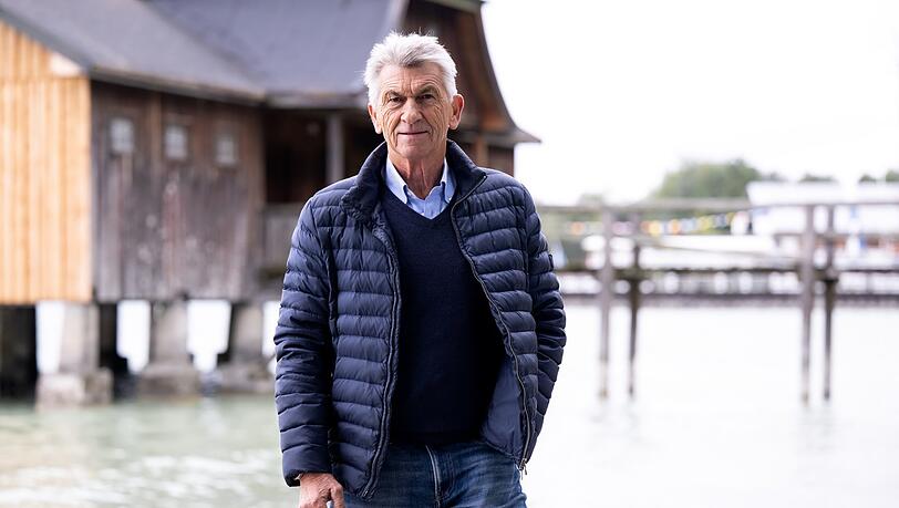 Der Ur-Bayer am Ammersee: Klaus Augenthaler, Weltmeister von 1990, der am Montag seinen 65. Geburtstag gefeiert hat. Der Ur-Bayer am Ammersee: Klaus Augenthaler, Weltmeister von 1990, der am Montag seinen 65. Geburtstag gefeiert hat.
