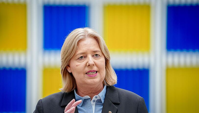 "Ich bin für alles offen", sagte die Bundessozialministerin mit Blick auf die Rente.