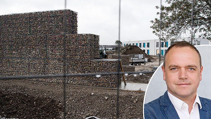 Die Mauer erregt weit über Münchens Stadtgrenzen Aufmerksamkeit - und der Oberbürgermeister schweigt. Die Mauer erregt weit über Münchens Stadtgrenzen Aufmerksamkeit - und der Oberbürgermeister schweigt.