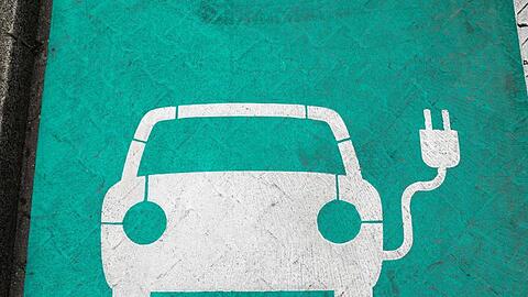 Die deutlich erhöhte Kaufprämie für Elektroautos tritt in Kraft - und zwar rückwirkend für Autokäufe seit dem 3. Juni.
