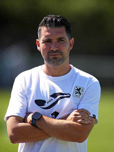 Ihm fehlt ein Leader im Mittelfeld: Sechzig-Coach Alper Kayabunar.