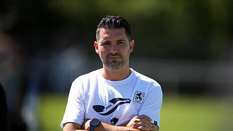 Ihm fehlt ein Leader im Mittelfeld: Sechzig-Coach Alper Kayabunar.