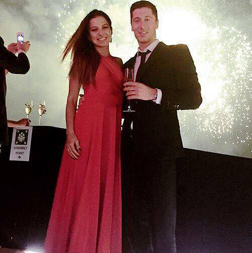 Bayern-Knipser Robert Lewandowski feierte gemeinsam mit seiner Frau Ana Stachurska ins neue Jahr.