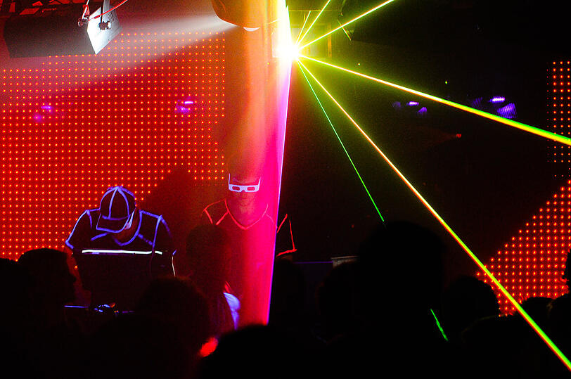Party-Pics der Woche: Nacht der Helden feat. Laserkraft 3D im Mach 1