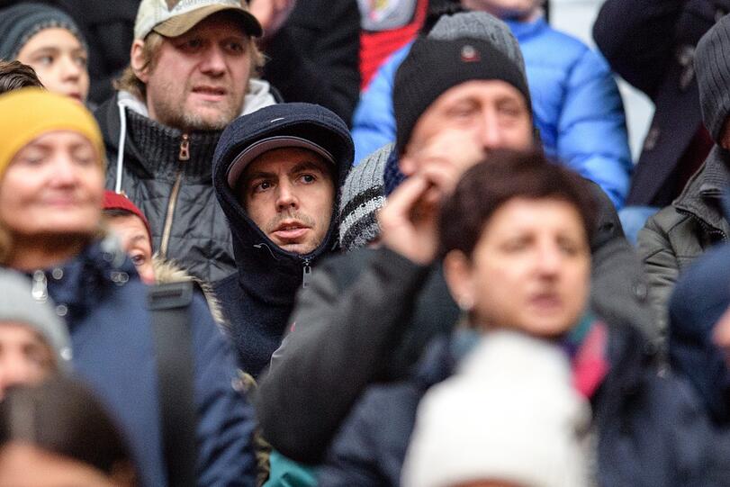 In den großen Fußballarenen der Welt zuhause &ndash; aber ohne ein einziges Spiel an Liverpools Anfield Road: Philipp Lahm.