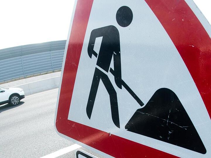 Die Sperrung wird voraussichtlich bis Anfang April dauern. (Symbolbild)