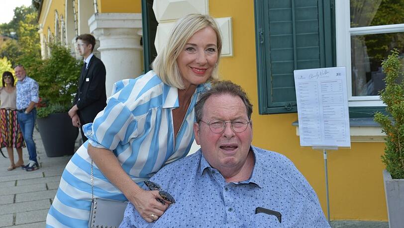 Ottfried Fischer und seine Simone haben ihre kirchliche Trauung abgesagt.