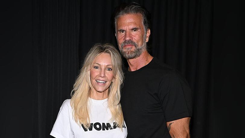 Heather Locklear hat in Lorenzo Lamas eine neue Liebe gefunden. Heather Locklear hat in Lorenzo Lamas eine neue Liebe gefunden.