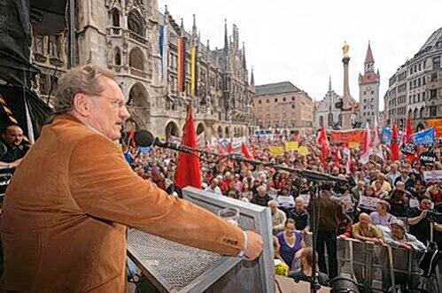 Raus zum 1. Mai: OB Christian Ude sprach bei der Kundgebung am Marienplatz.