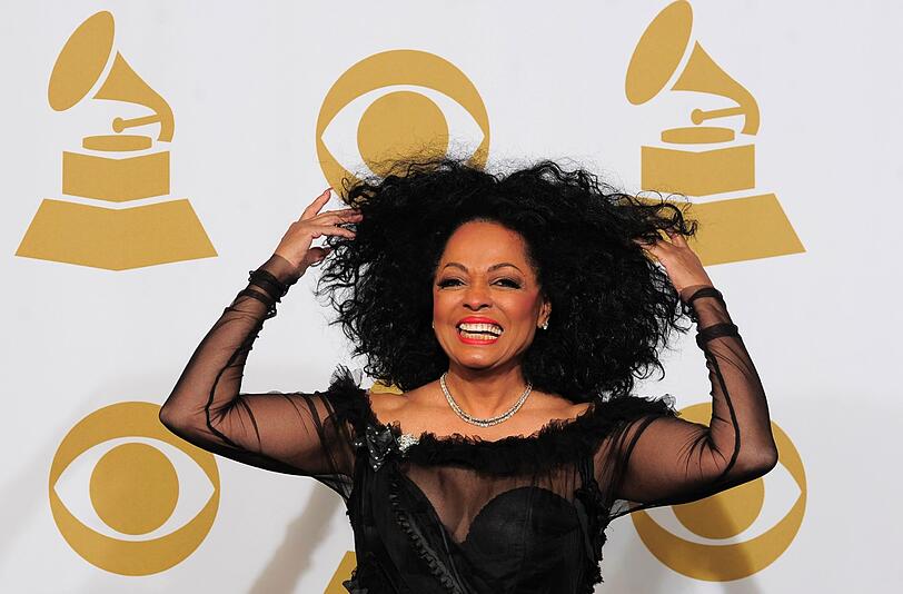 Grammys: Triumph für Adele, Tränen für Whitney Houston - Promis - Abendzeitung München
