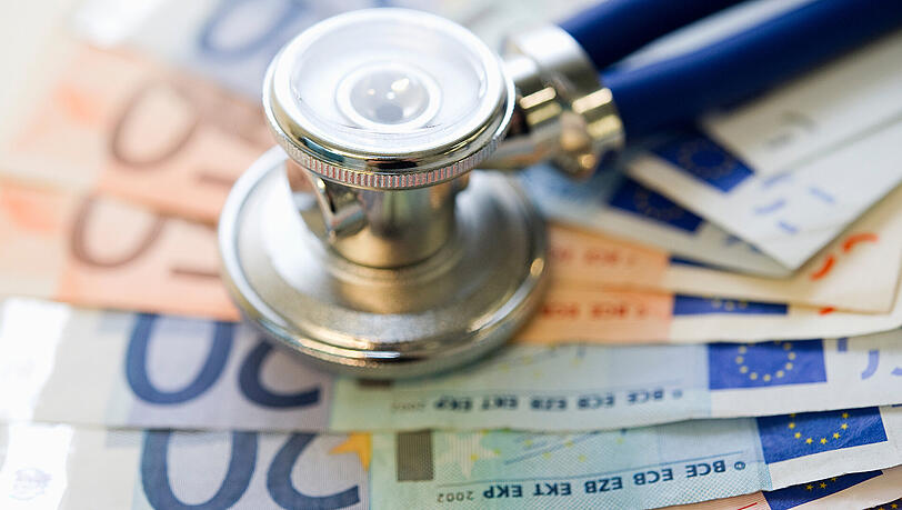 Geldsegen für’s Gesundheitssystem: Vorerst bleiben die Beiträge stabil. Geldsegen für’s Gesundheitssystem: Vorerst bleiben die Beiträge stabil.