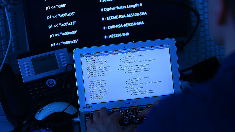 Hacker rüsten sich laut IT-Experten für die Sabotage von Kraftwerken.