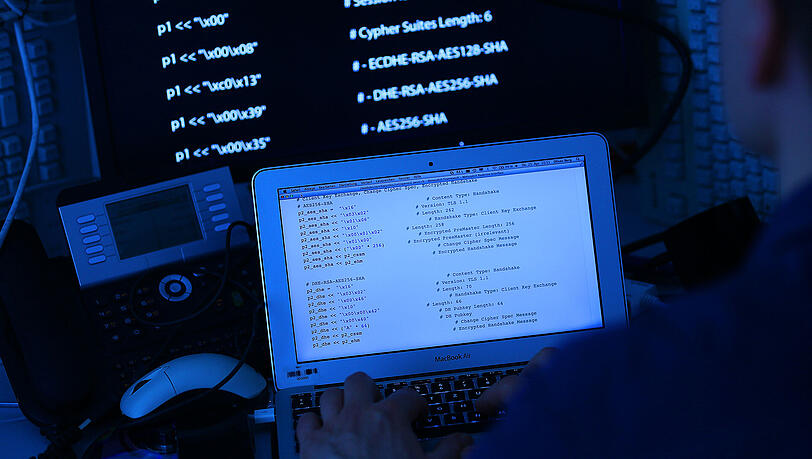 Hacker rüsten sich laut IT-Experten für die Sabotage von Kraftwerken. Hacker rüsten sich laut IT-Experten für die Sabotage von Kraftwerken.