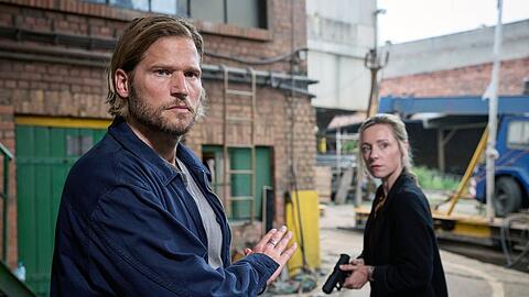 "Einsatz Seeler - Ein L&uuml;beck-Krimi": Eric Seeler (Sebastian Str&ouml;bel, v.) und seine Kollegin Hannah Voigt (Friederike Linke).