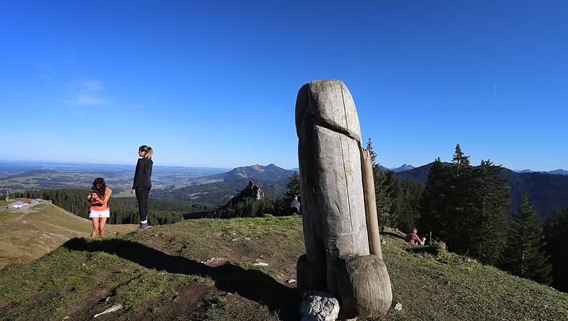 Der bekannteste Holzpenis stand jahrelang auf dem Grat des Grünten. (Archivfoto)