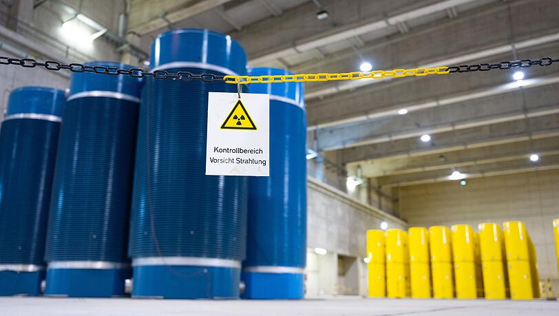 Das Zwischenlager Ahaus darf Atomm&uuml;ll aus einem Versuchsreaktor in Bayern aufnehmen. Die Stadt Ahaus hat jetzt den juristischen Widerstand dagegen aufgegeben. (Archivbild)