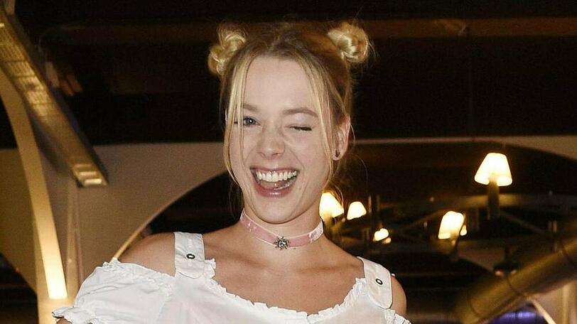 Reality-TV-Star Anne Wünsche setzt den Unwahrheiten ein Ende.